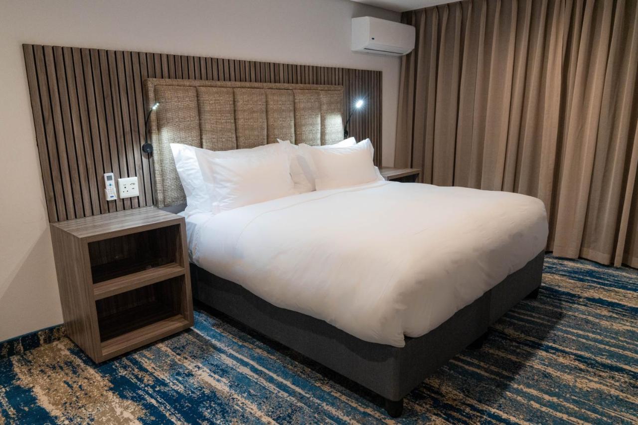 Zar Hotel Amanzimtoti Eksteriør billede